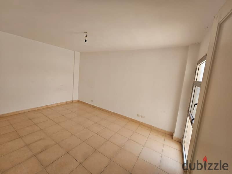 Apartment in Madinaty for rent, prime location in B6, area of ​​131 m, view and garden 7