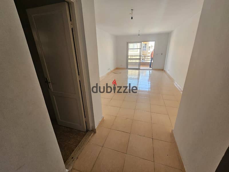 Apartment in Madinaty for rent, prime location in B6, area of ​​131 m, view and garden 8