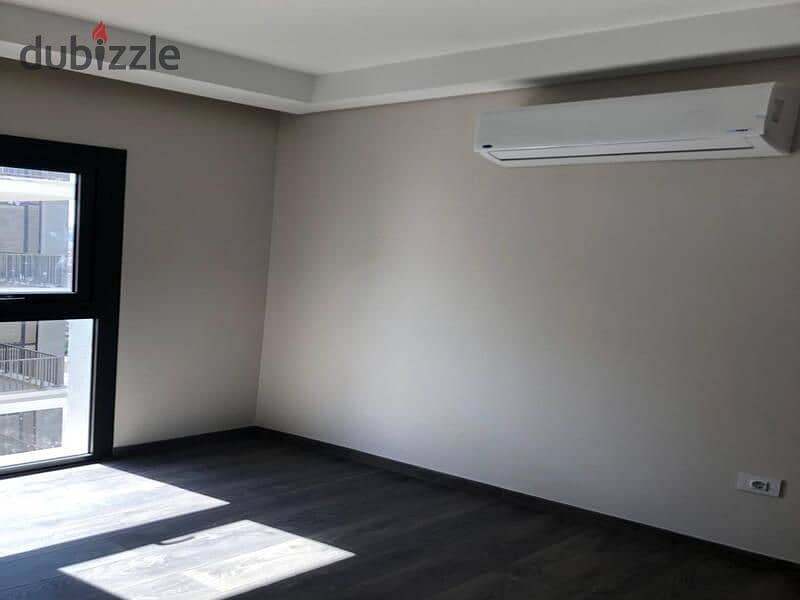 Apartment for sale | hotel apartment Prime location ready to move 8