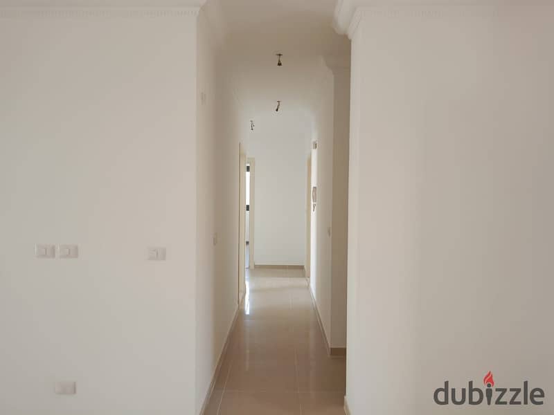 Apartment For Rent 166m in B8 Garden Vew Fifth floor 7