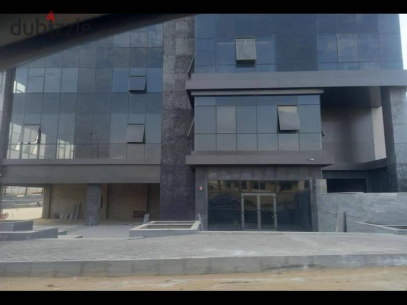 Administrative office for sale in 6th of October, first district, in a fully serviced mall, with the lowest down payment and the closest delivery 1