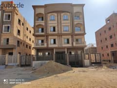 For sale, ground floor apartment, 153 sqm + 67 gardens, private sea entrance, in the Second District, home adaptation house, 48-month installments