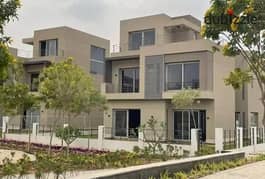 Standalone villa ready for showing and immediate receipt with installments in Palm Hills New Cairo فيلا مستقله جاهزه ع المعاينه و الاستلام الفورى بتسه 0