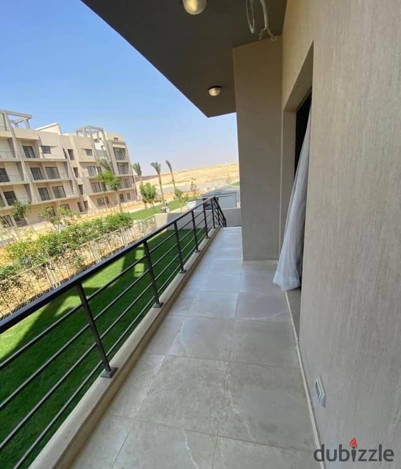 Apartment for sale, ground floor,ready to move, fully finished, in Fifth Square New Cairo 4