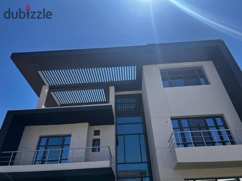 Modern villa 816sqm for sale, first row sea in Zahya New Mansoura 11