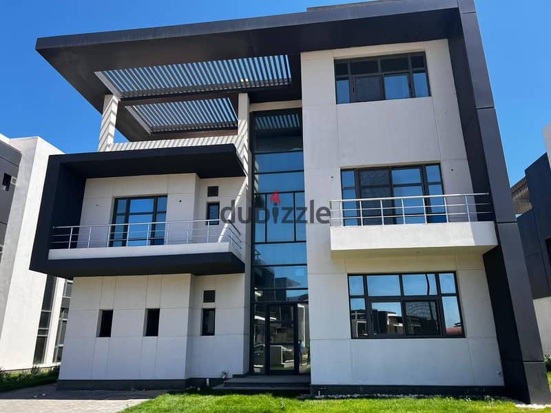 Modern villa 816sqm for sale, first row sea in Zahya New Mansoura 14