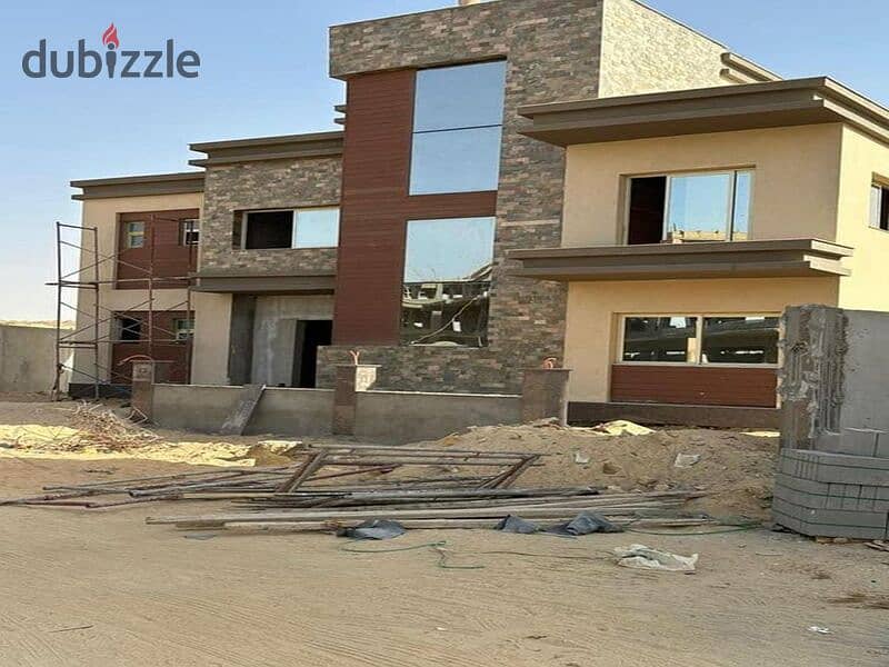 Townhouse for sale, delivery 1.5 years In installments and the club is free  Noble New Cario  تاون هاوس للبيع  كمبوند نوبل النادي مجاني لفتره محدوده 9