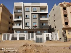 In the most distinguished locations of the Fifth Settlement, North House, front apartment, 131 sqm, and a garden, as a gift, 71 sqm, in installments 0