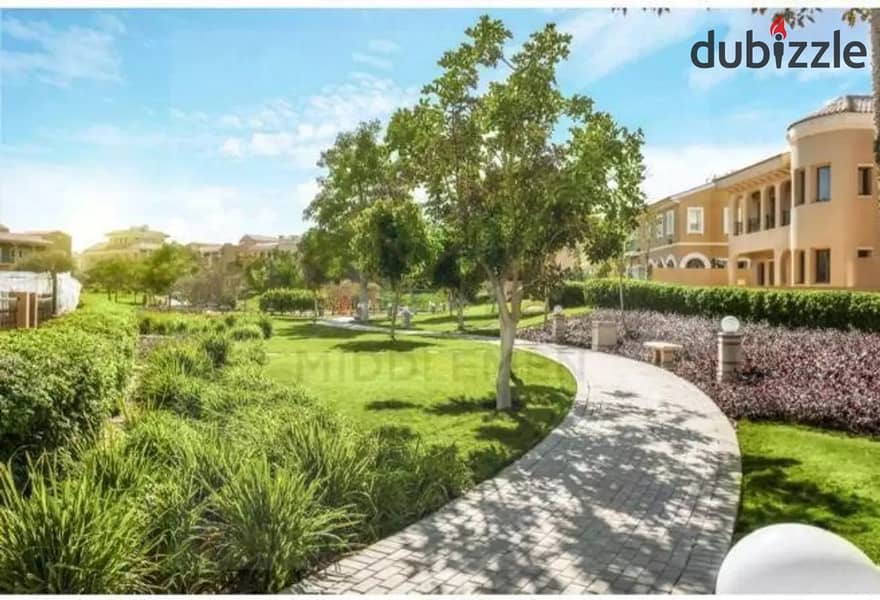 A luxurious royal palace for sale in installments in Hyde Park Compound, Fifth Settlement 12