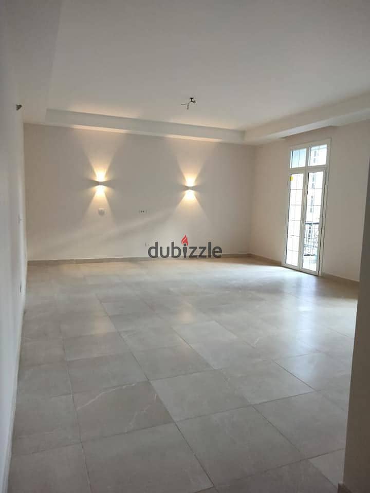 Apartment 166m in the Latin Quarter Open Lagoon View ready to move 6