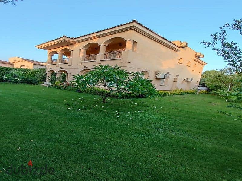 Villa for sale in Madinaty F, immediate delivery, with special finishing, distinguished location, 710 m 8