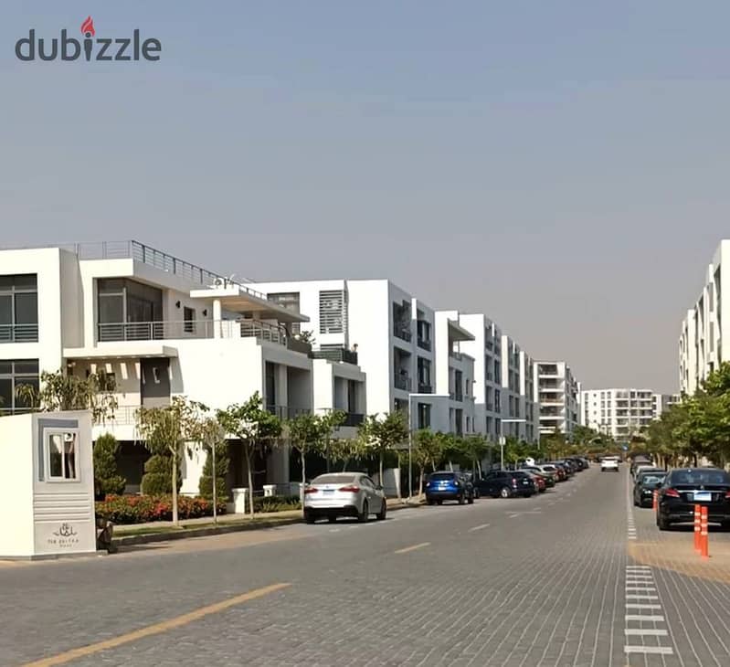 Two-room apartment for sale in front of Cairo Airport 1