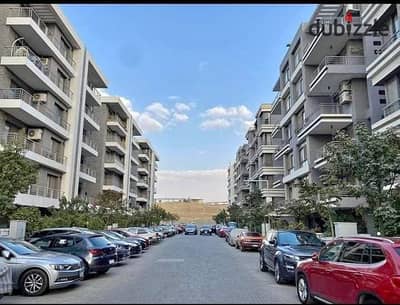 Apartment for sale 3 rooms in front of New Cairo Kampnisky Hotel