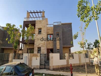 Stand alone villa for sale in Taj City Compound, New Cairo