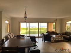 Chalet for sale, 2 rooms, 400,000 down payment, directly on the sea, in Telal Ain Sokhna