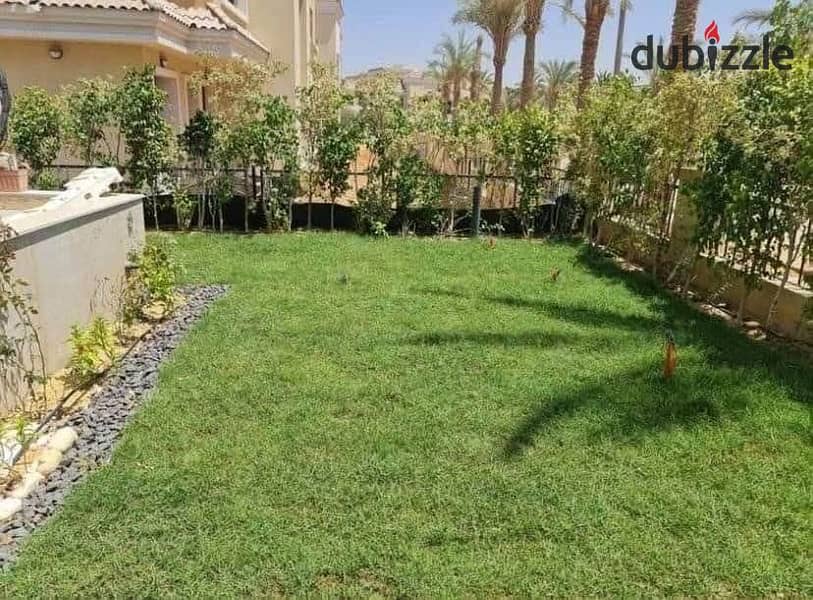 At a snapshot price, a villa apartment for sale (ground + first floor) with a private garden, minutes from Madinaty 9