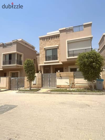 Villa (4 rooms) for sale in Taj City Compound