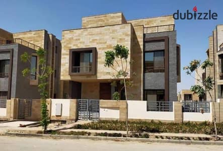 Villa / for sale in New Cairo, Taj City, in installments