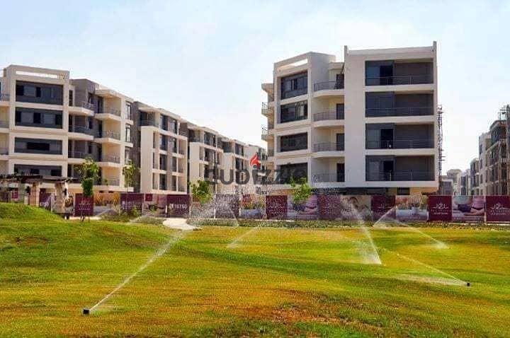 Apartment for sale in front of Gate 3 of Cairo International Airport at a special price 13