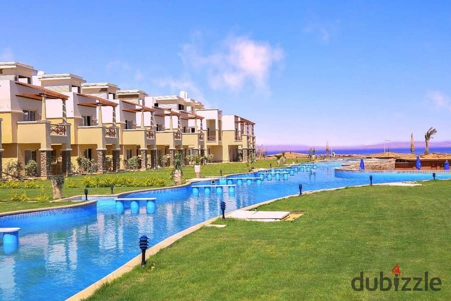 شاليه للبيع عالبحر 110م فى العين السخنة  Sea view بقرية بلو بلو قسط 7 سنين blue blue 7