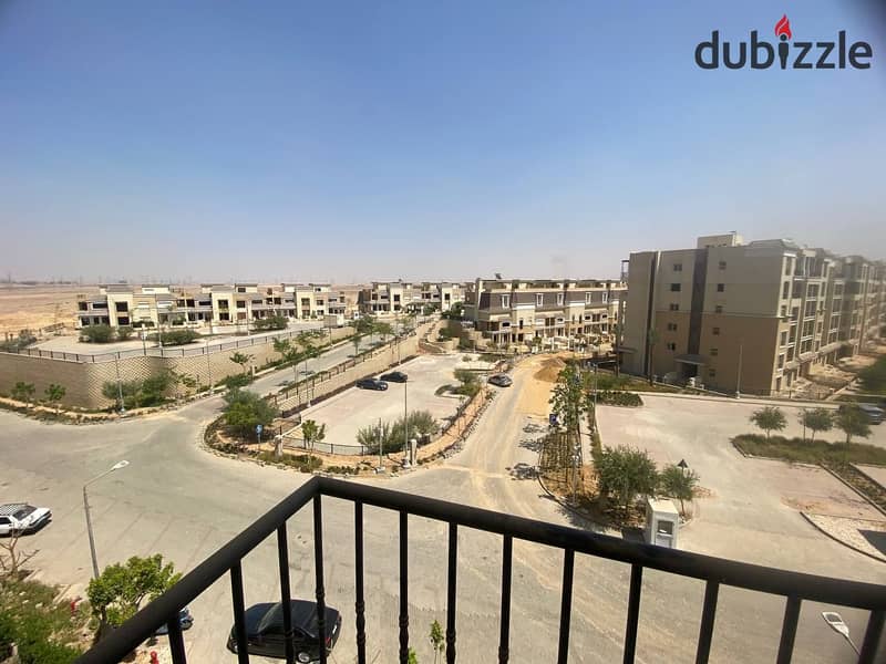 For sale, a 3-BR apartment, 157 m, with a direct view of the landscape in Sarai, next to Madinaty, with down payment of 905K Installment for 8 years 2