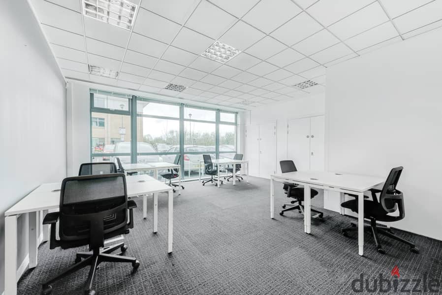 Open plan office space for 10 persons in Cairo, Park Street West 8