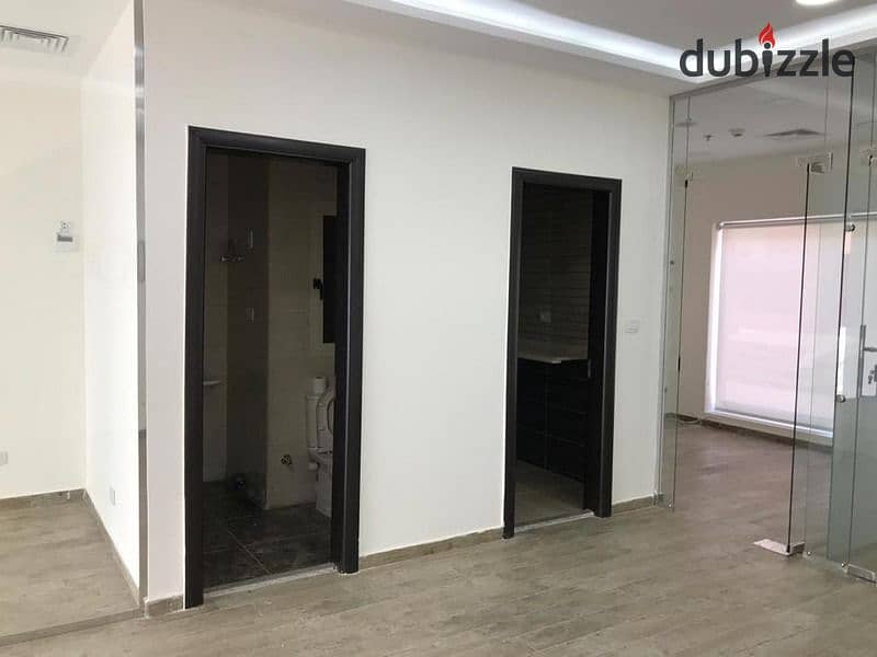 مكتب للايجار في الكورت يارد قلب الشيخ زايد  office for rent in the courtyard el sheikh zayed 1