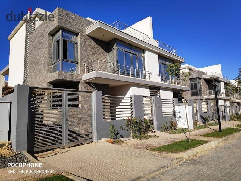 Vip villa with garden + roof for sale in front of the airport on Suez Road 4