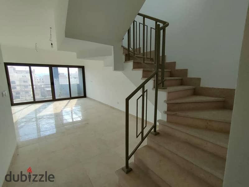 Rent Penthouse in Marasem Compound Altra Super lux 4