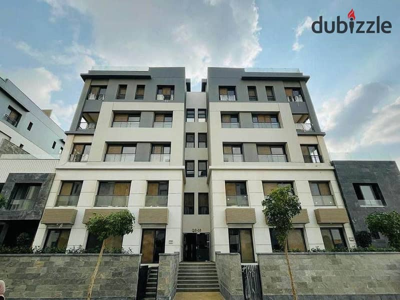 177 sqm apartment for sale, finished with air conditioners, in Fifth Settlement, directly in front of Hyde Park 0