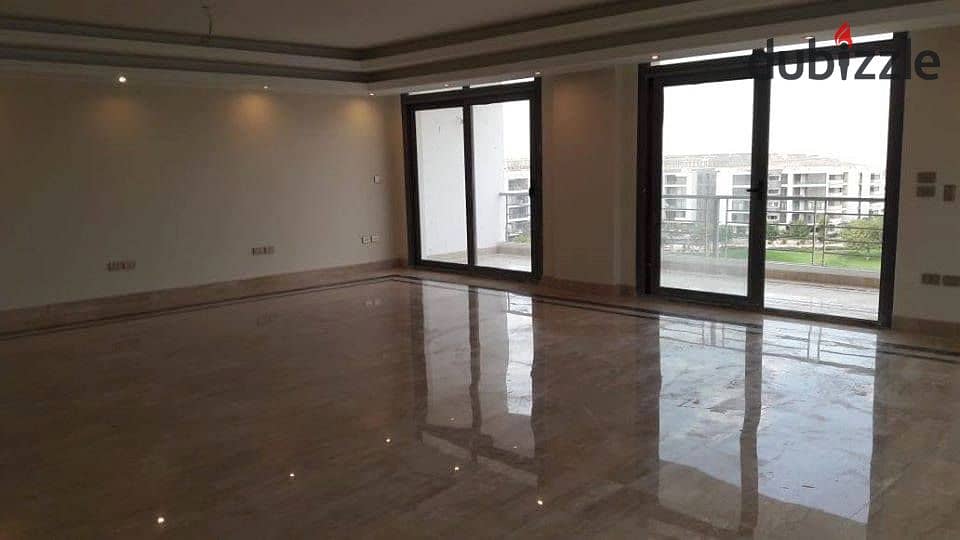 Apartment for sale in the Settlement, on the landscape, in the Taj City Compound, directly in front of the airport 0