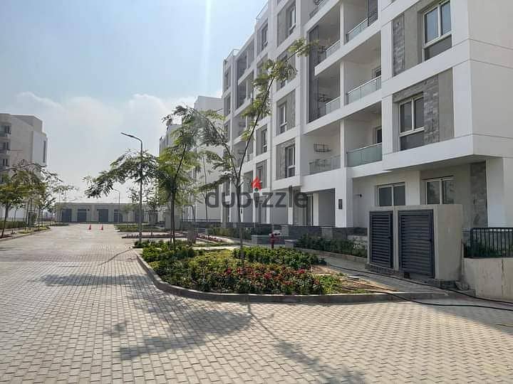 Apartment for sale, immediate receipt, fully finished, in the Mostakbal City, near the Fifth Settlement and new Capital compound Beeta Greens 11