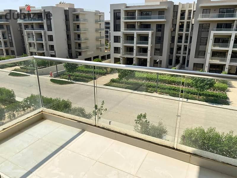 Apartment for sale, 145 meters, immediate receipt, fully finished, in the Fifth Settlement, next to Palm Hills, in The Address East Compound 8