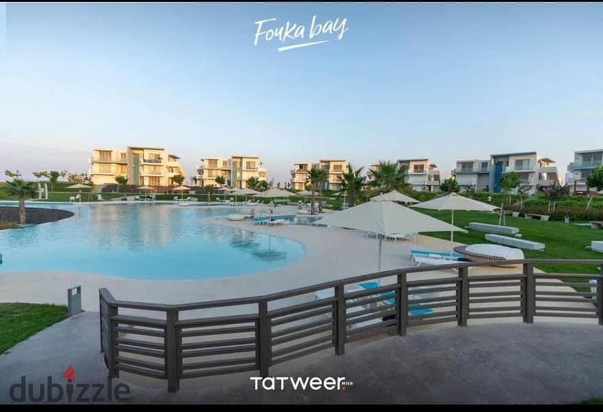 fouka bay شاليه للبيع 3 غرف متشطب بالكامل للبيع مقدم 5% علي 10 سنوات بالساحل الشمالي قرية فوكا باي 2