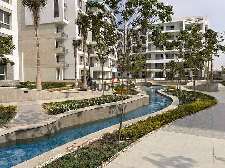 Apartment for sale, immediate receipt, fully finished, in the Mostakbal City, near the Fifth Settlement and the new capital, Beeta Greens Compound 9