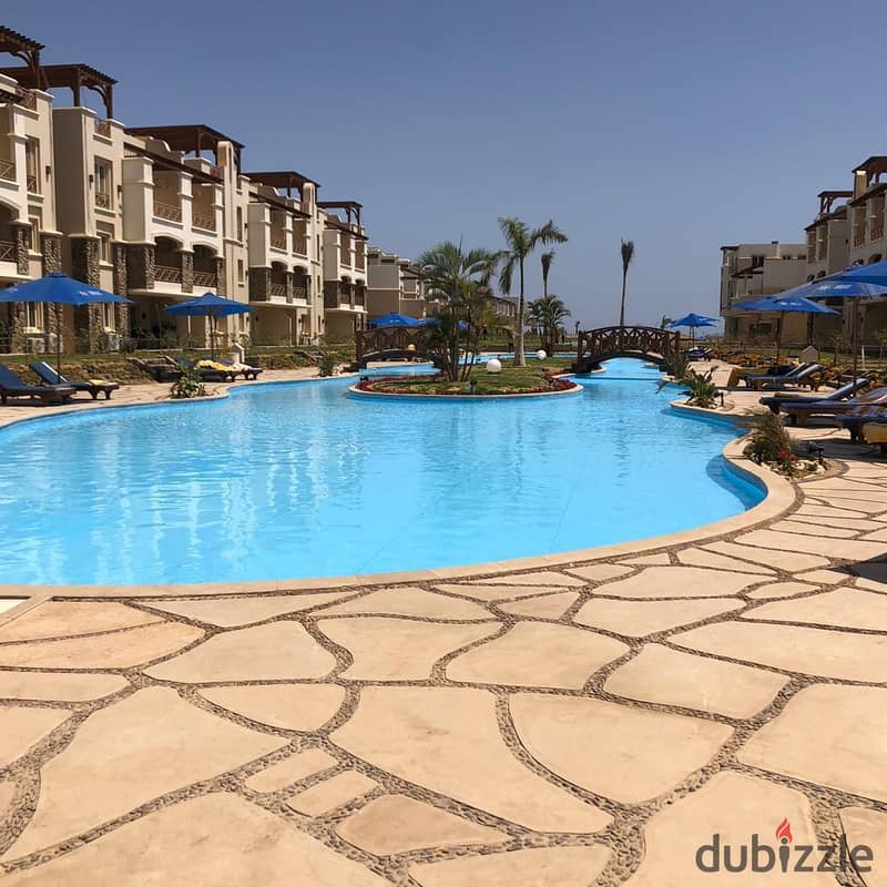 Chalet with garden for sale, fully finished, overlooking the sea in Ain Sokhna, the lowest down payment and the longest payment, in Blue blue village 6