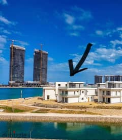 استلم شاليه فيلا  متشطب صف اول لاجونز وابراج العالمين ف مازرين وقسط ع 7 سنين  Receive chalet villa finished first row Lagoons and Alamein towers in Ma 0