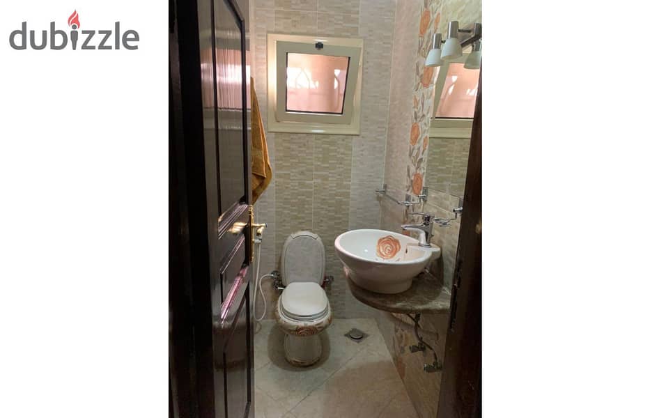 Apartment For sale300m . Steps from the republic palace and Al Ahram St 13