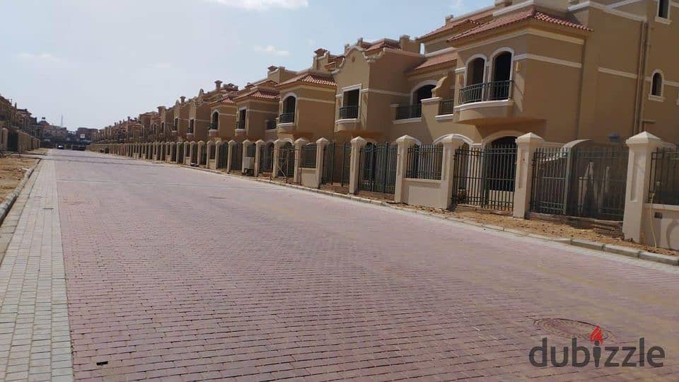 للبيع ارخص فيلا twin house استلام فوري قسط علي 5 سنين في الشروق 5