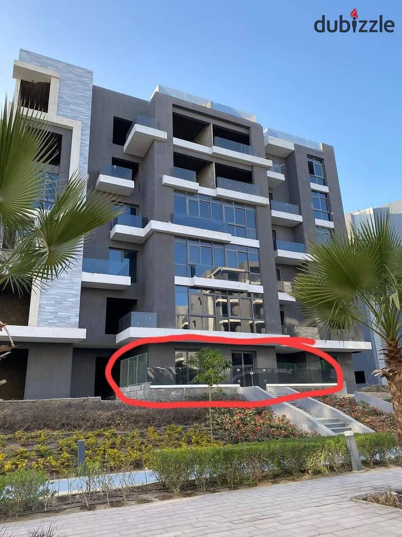 شقة للبيع ارضي بجاردن استلام فوري علي الطريق السياحي الدولي بجوار جامعة زويل Apartment With Garden for Sale next to Zawail university 1