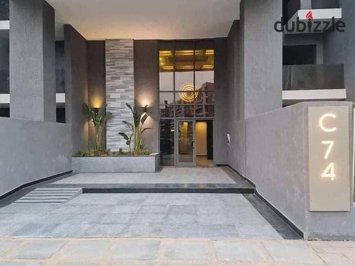 شقة للبيع ارضي بجاردن استلام فوري علي الطريق السياحي الدولي بجوار جامعة زويل Apartment With Garden for Sale next to Zawail university 4