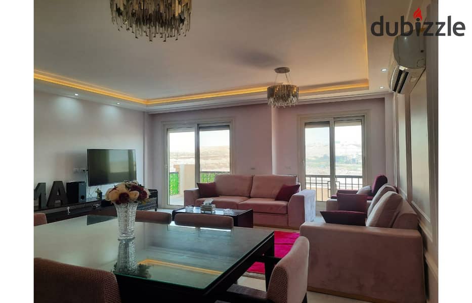 APARTMENT for sale140m in stone residence(new cairo) open view 3