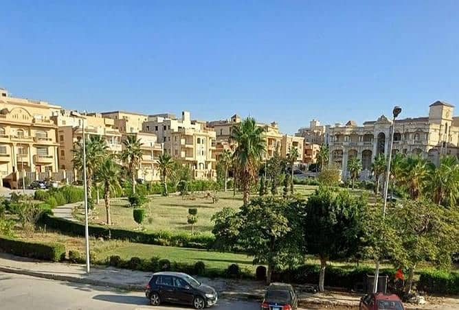 duplex for sale385m/B+100mgarden - DIplomats compound(new cairo) - Prime location 2