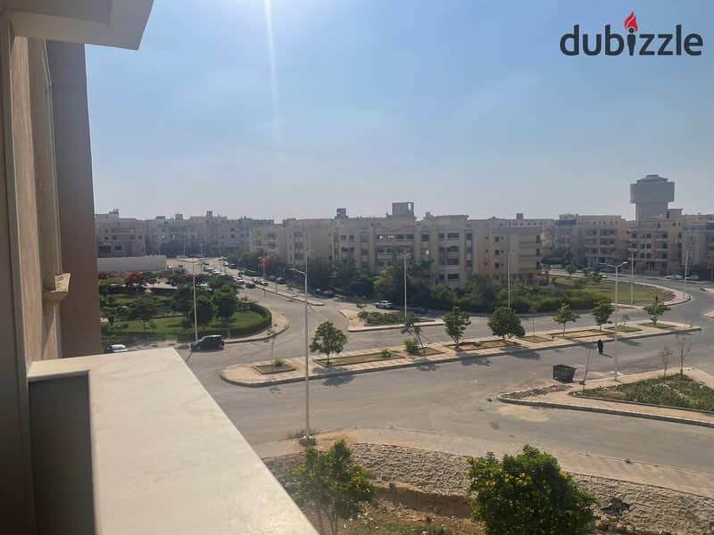 apartment for sale 195m in Shorouk City, Orchid District, First District 4