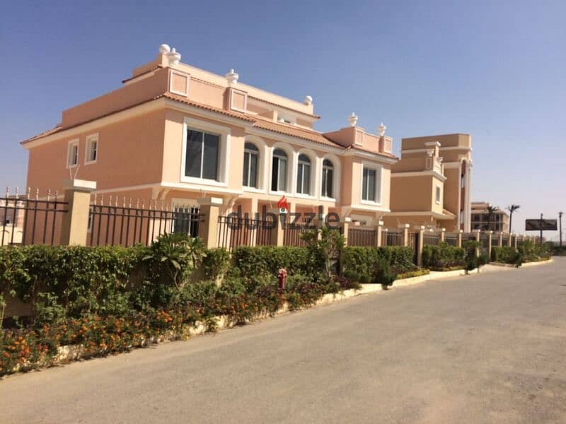 استلم فورا فيلا جاهزة للسكن امام مدينتي بالتقسيط Madinaty villa sale 0