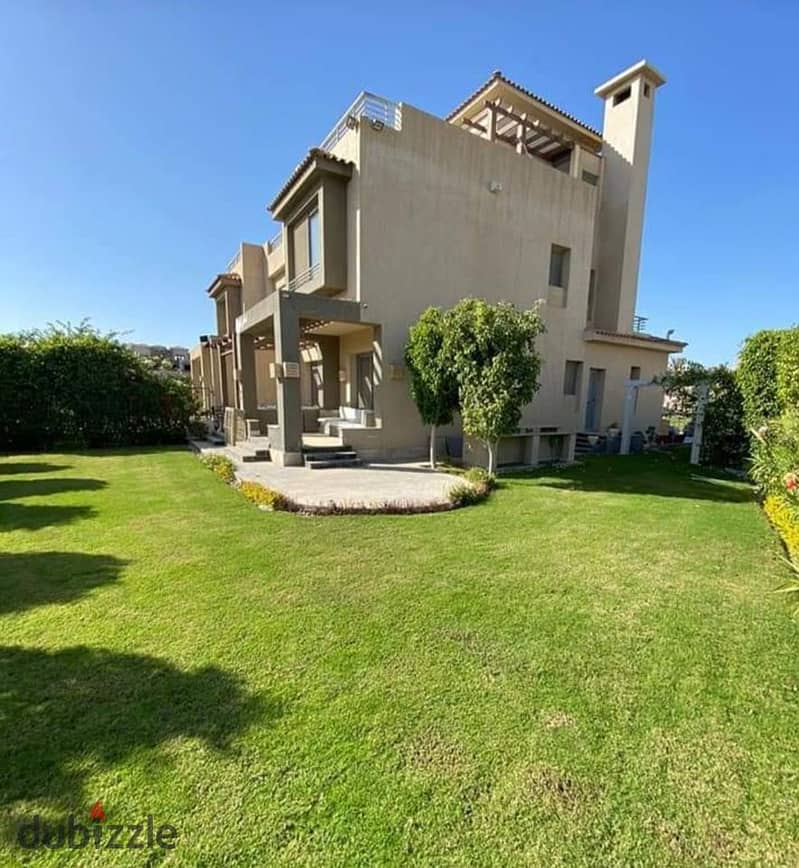 villa golf view for sale ready to show with the lowest downpayment in Palm Hills New Cairo 8