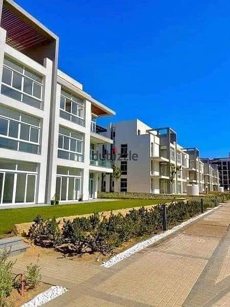 فيلا للبيع تشطيب كامل تري البحر امام ابراج العلمين/Villa for sale finished sea view alamein towers 4