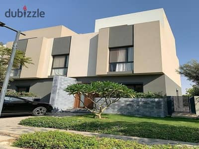 A distinctive townhouse for sale in front of the International Medical Center in Shorouk