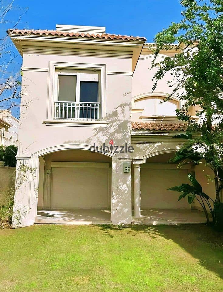 villa ready to move for sale in patio 5 lavista/ فيلا للبيع استلام فوري في لافيستا الشروق 2