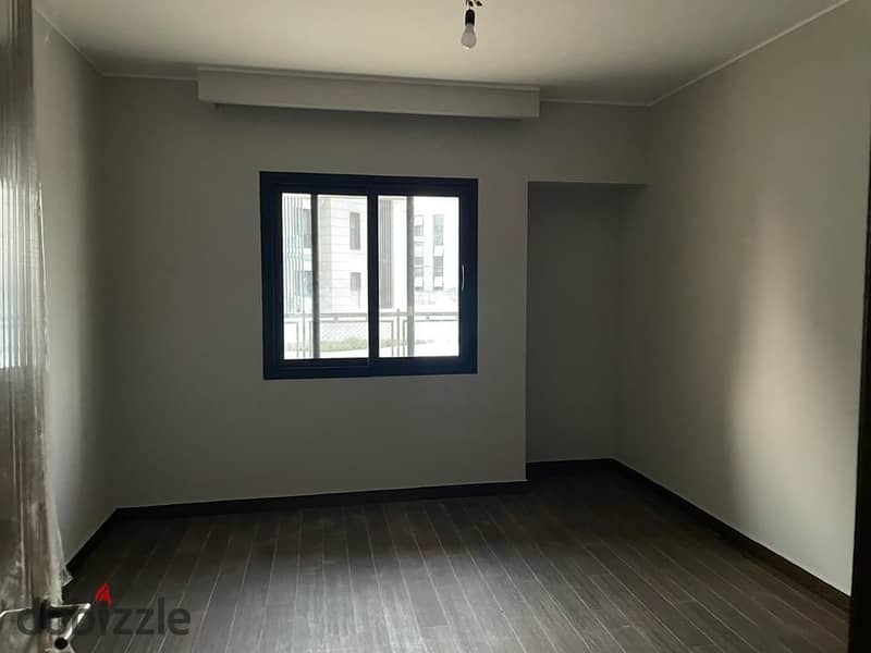 Finished apartment Prime location in Sheikh Zayed ready to move 7